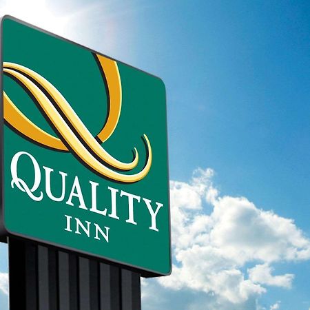 Quality Inn Victorville - Hesperia I-15 Экстерьер фото